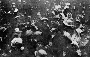 NYBS MEMBERS DISTRIBUTING BIBLES TO IMMIGRANTS AT ELLIS ISLAND
